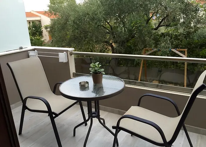 アパート Aroma タソス